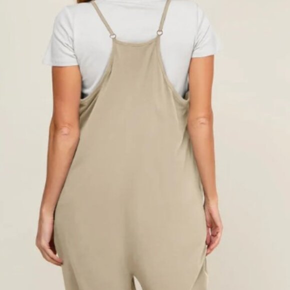 Lahloya Oversized Maternity Jumpsuit - Beige- Medium - NWT - Picture 2 of 4